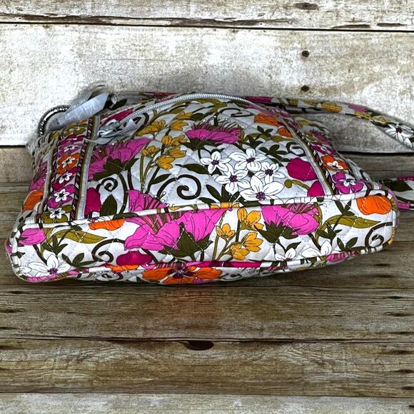 VERA BRADLEY TEA GARDEN QUILTED EVERYDAY COTTON CROSSBODY HIPSTER GRAY FLORAL - Picture 4 of 6